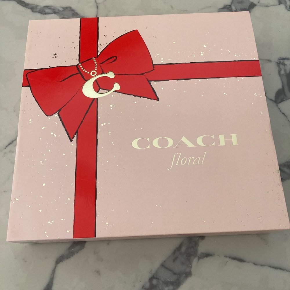 Coach Floral perfume gift set.